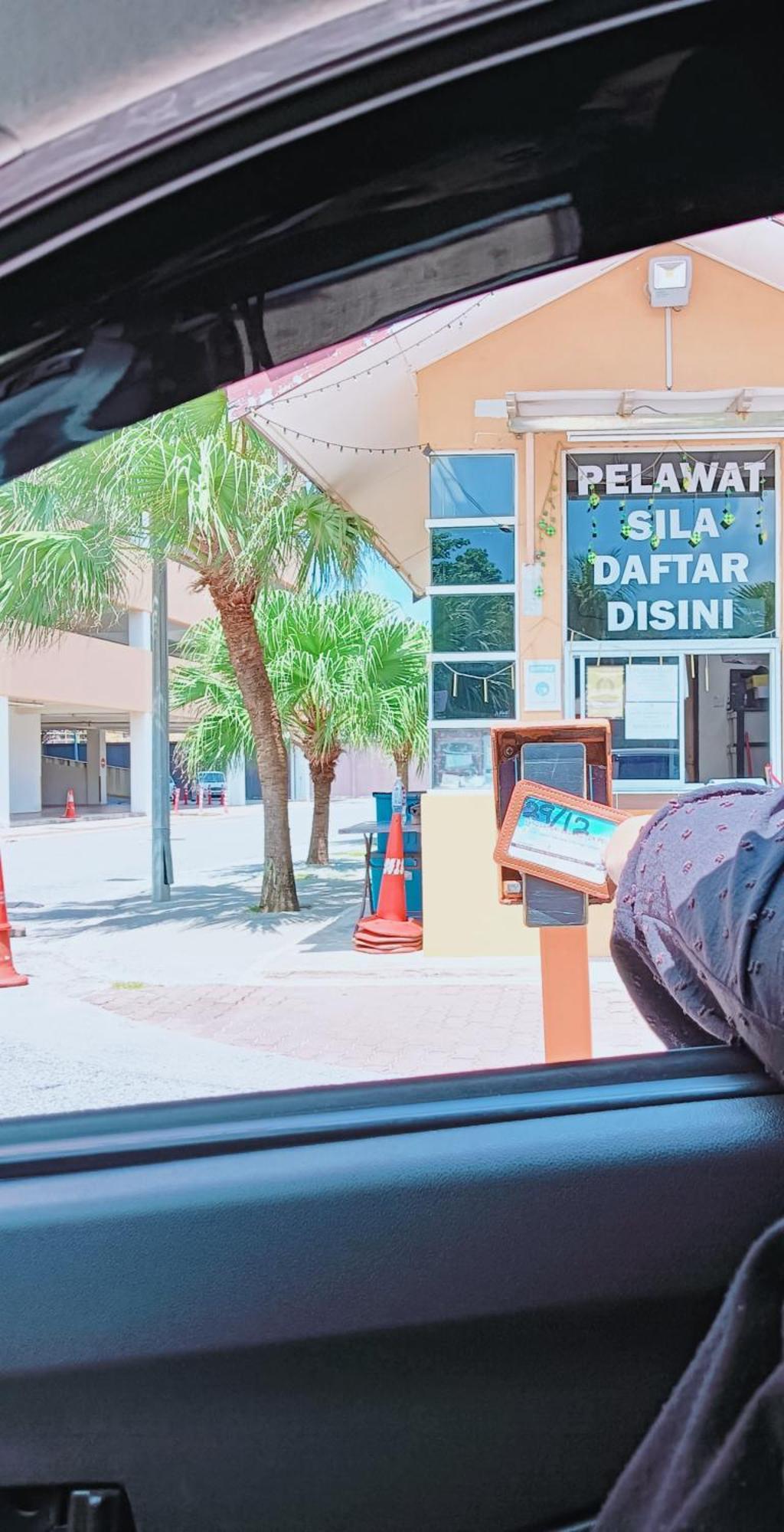 Sky Palace Kuala Terengganu Exterior photo